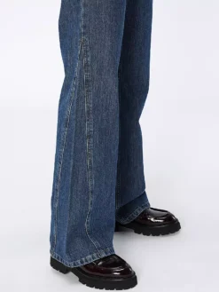 A.P.C., Jeans Flared Fit ELLE -Kastner Oehler Geschaft a.p.c. jeansflaredfitelle 3 768 1024 75 7611151 3