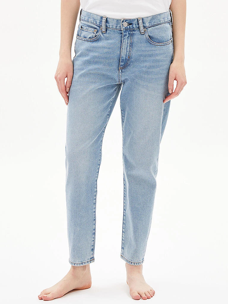 ARMEDANGELS, Jeans Tapered Fit CAYAA TAPRA 4 ARMEDANGELS, Jeans Tapered Fit CAYAA TAPRA – Bild 4