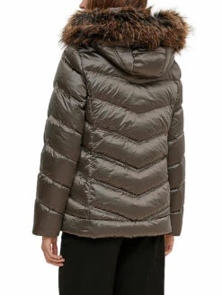 COMMA, Daunenjacke - Steppjacke -Kastner Oehler Geschaft comma daunenjacke steppjacke 3 768 1024 75 7511804 3