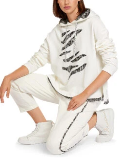 MARC CAIN, Kapuzensweater - Hoodie 11 MARC CAIN, Kapuzensweater - Hoodie -Kastner Oehler Geschaft marccain kapuzensweater hoodie 5 768 1024 75 7556122 5