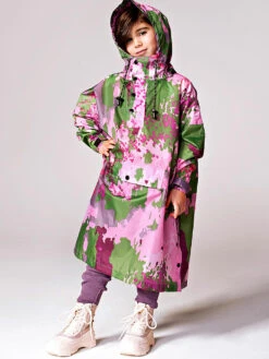 RAINKISS, Kinder Regenjacke - Regenponcho Digi Spring -Kastner Oehler Geschaft rainkiss kinderregenjacke regenponchodigispring 6 768 1024 75 7495693 6