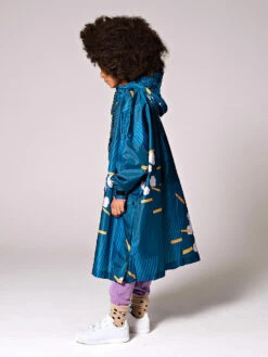 RAINKISS, Kinder Regenjacke - Regenponcho Japanese -Kastner Oehler Geschaft rainkiss kinderregenjacke regenponchojapanese 5 768 1024 75 7495689 5